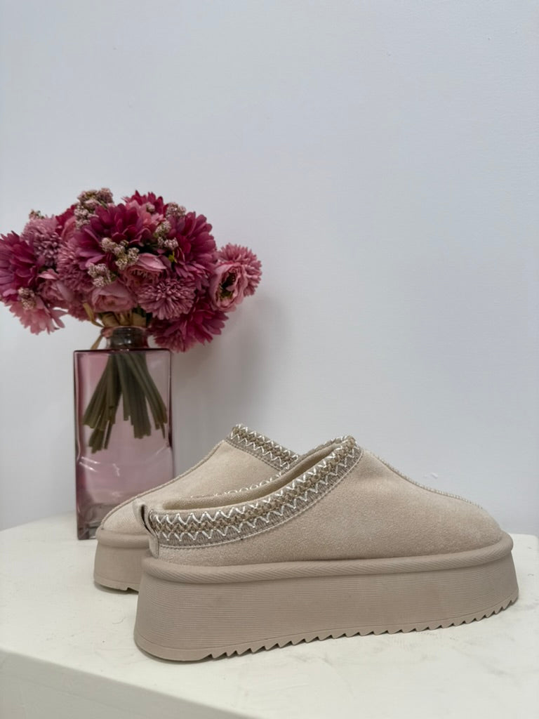 mules plateforme beige