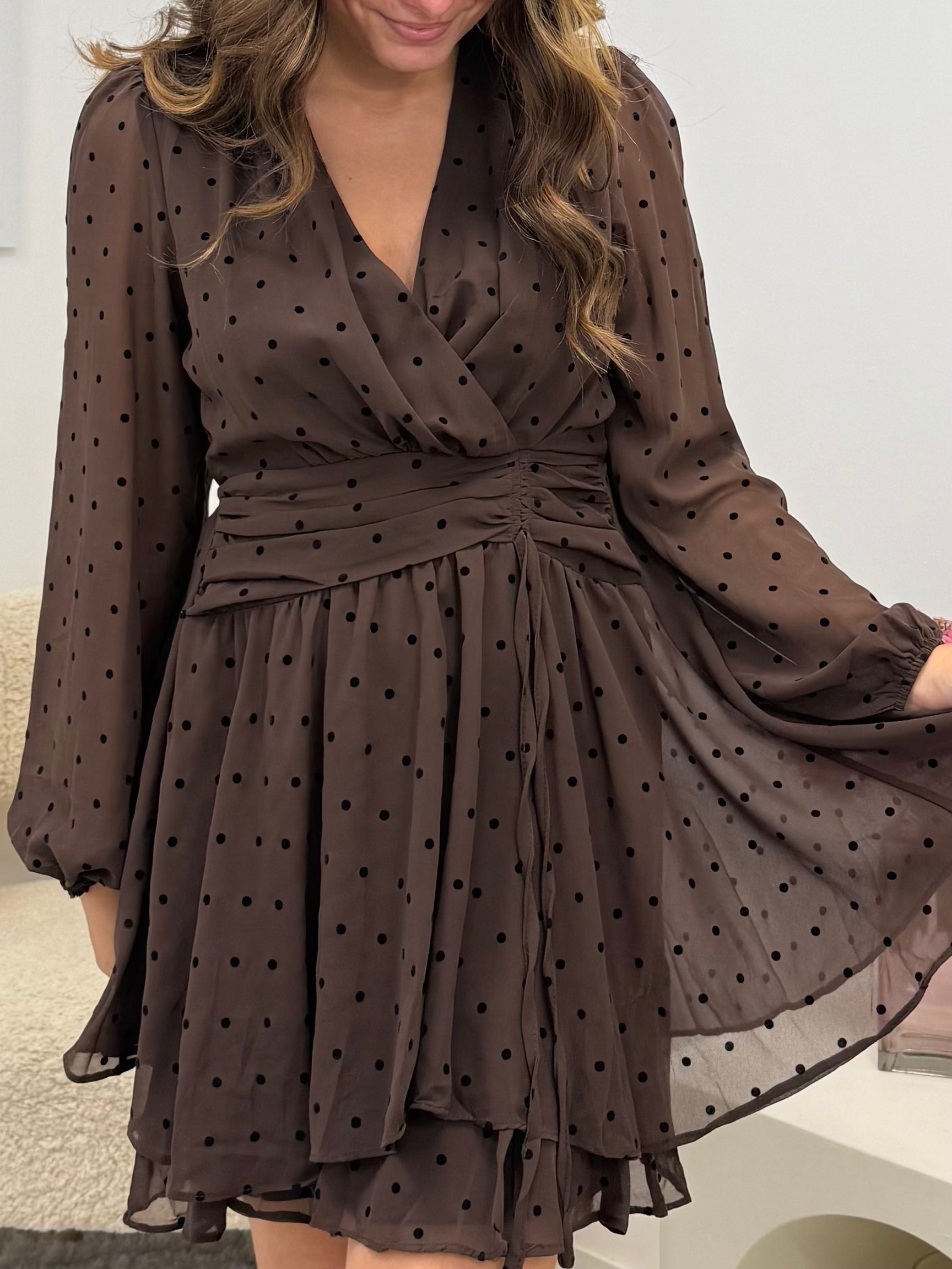 Robe à pois marron