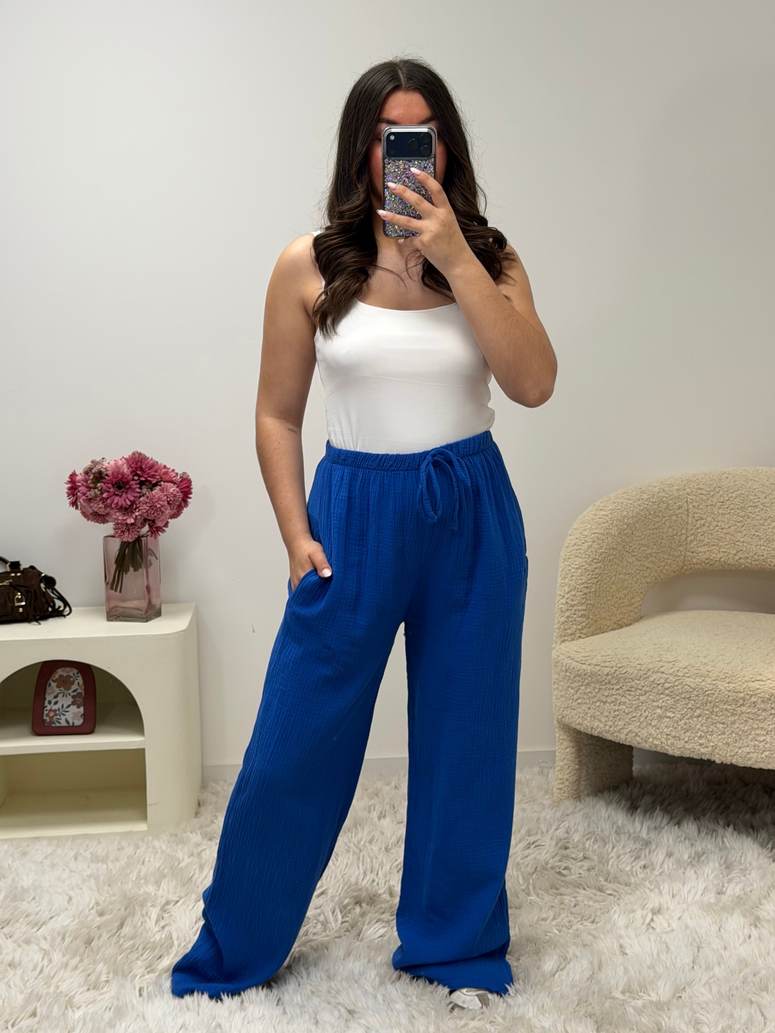 pantalon Pantalon en gaze de coton bleu royale dsclothes