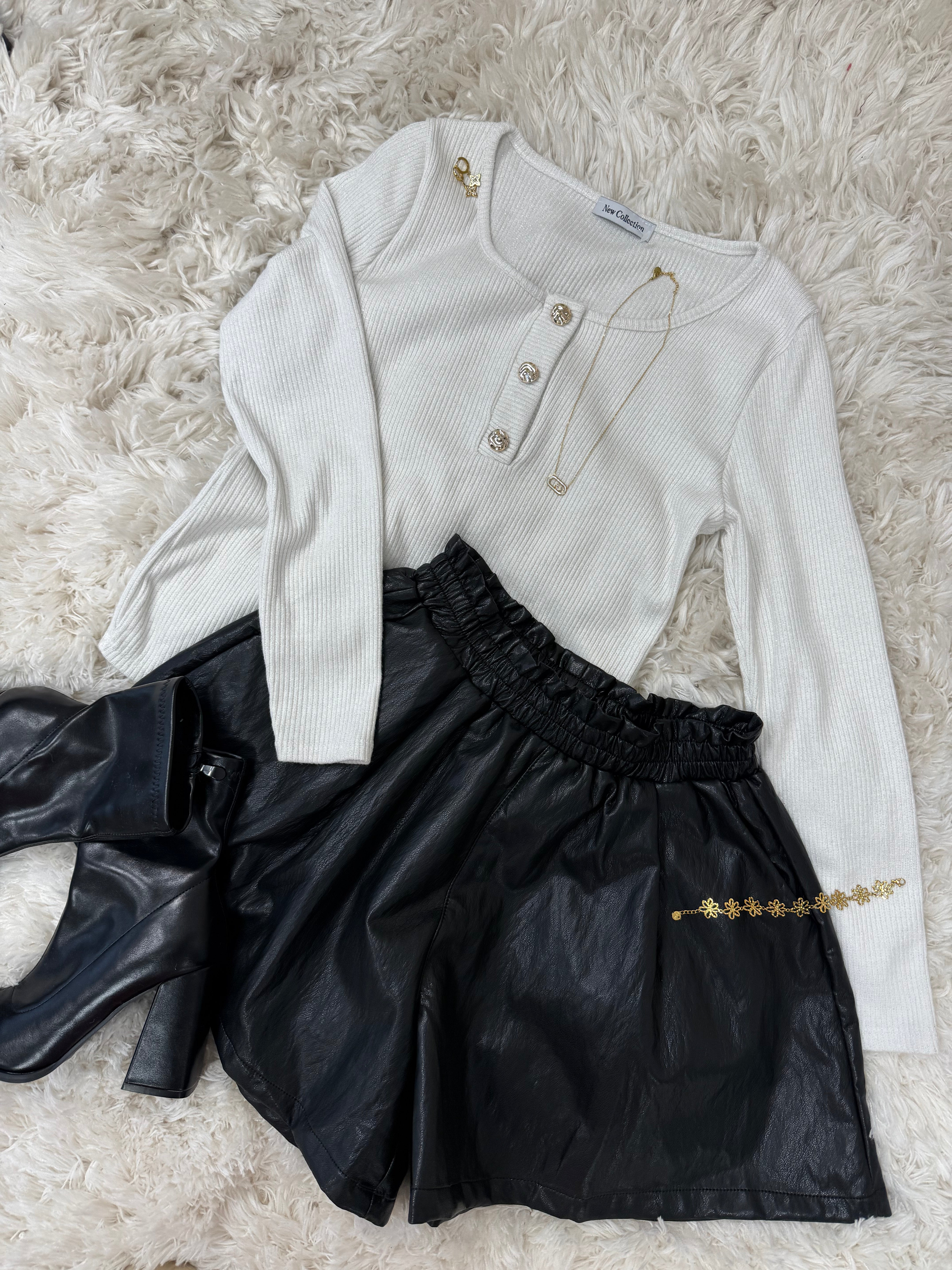 short Short Marilou noir dsclothes