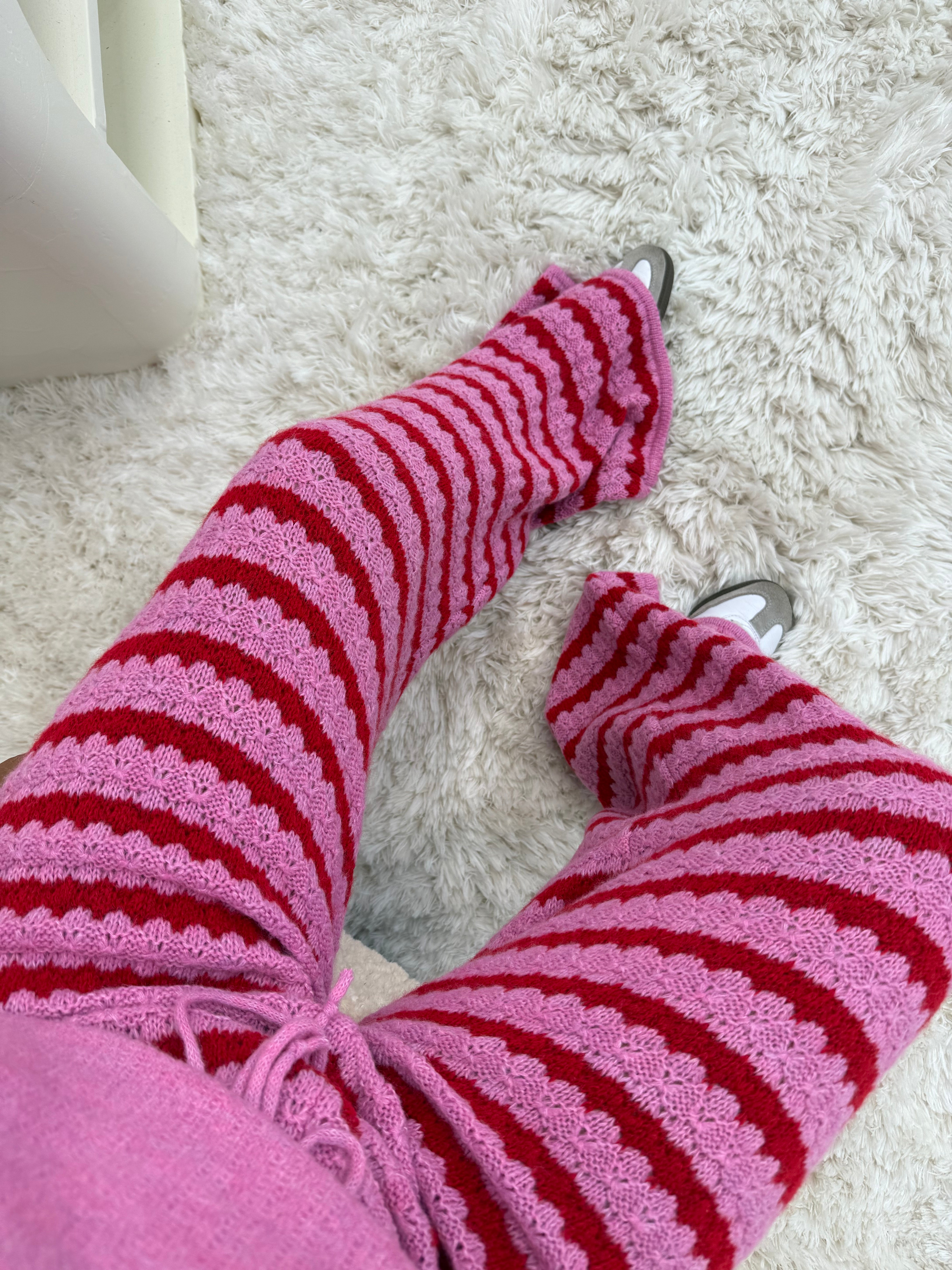 pantalon en maille rose/rouge