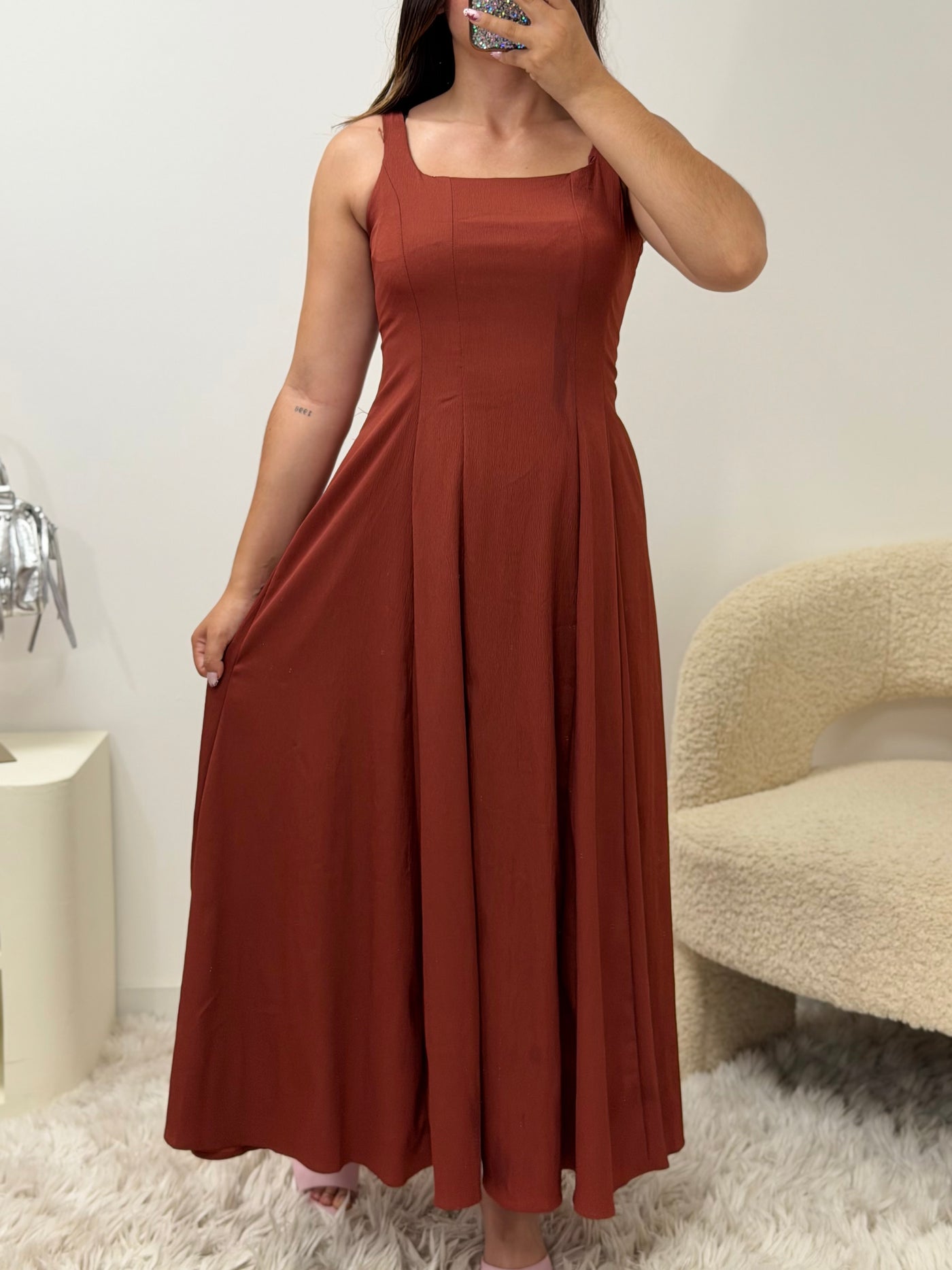 Robe longue Gamze terracotta moulante avec zip - vue portée - Ds'Clothes