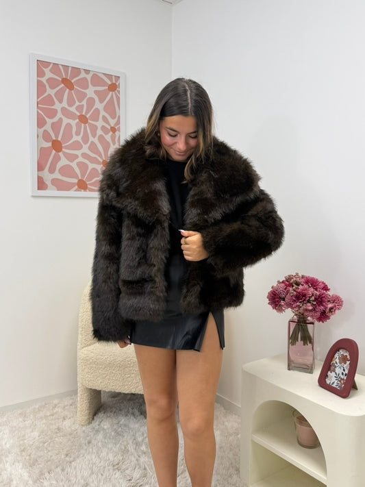 Manteau en fausse fourrure marron