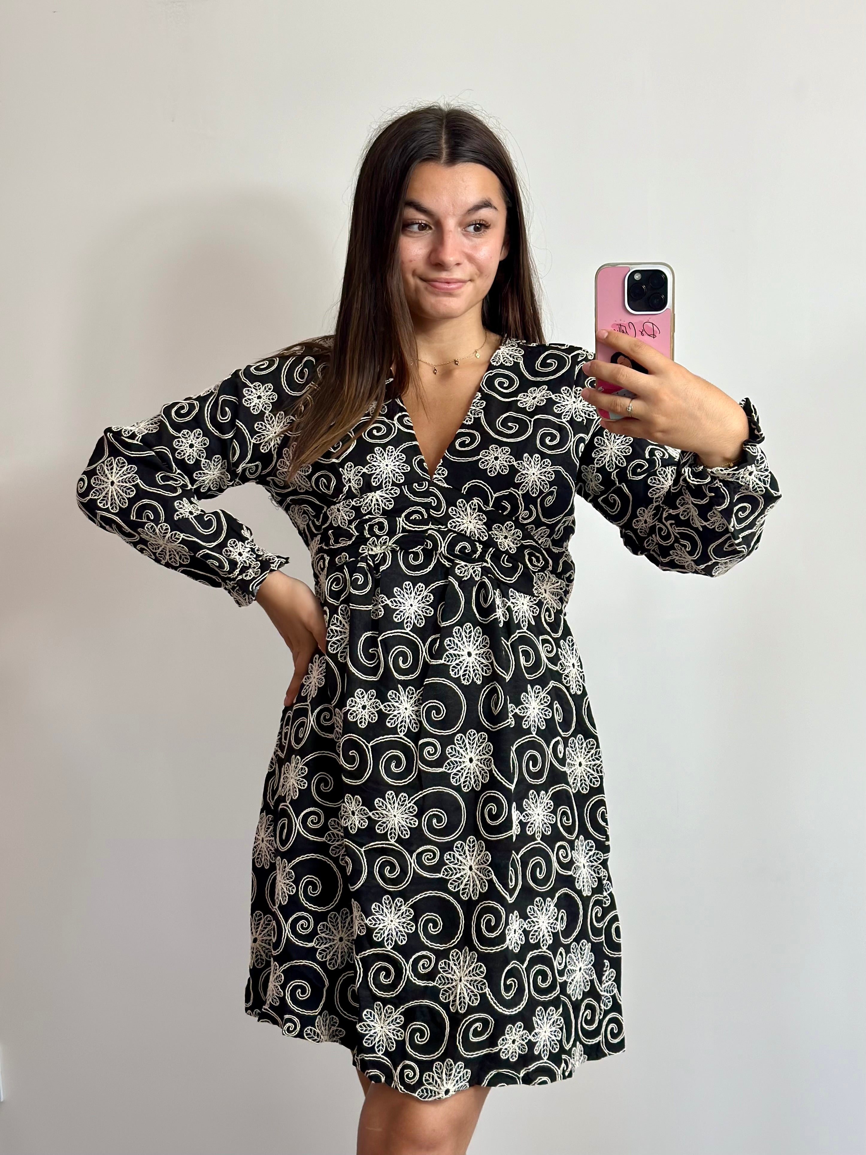 Robe Shana