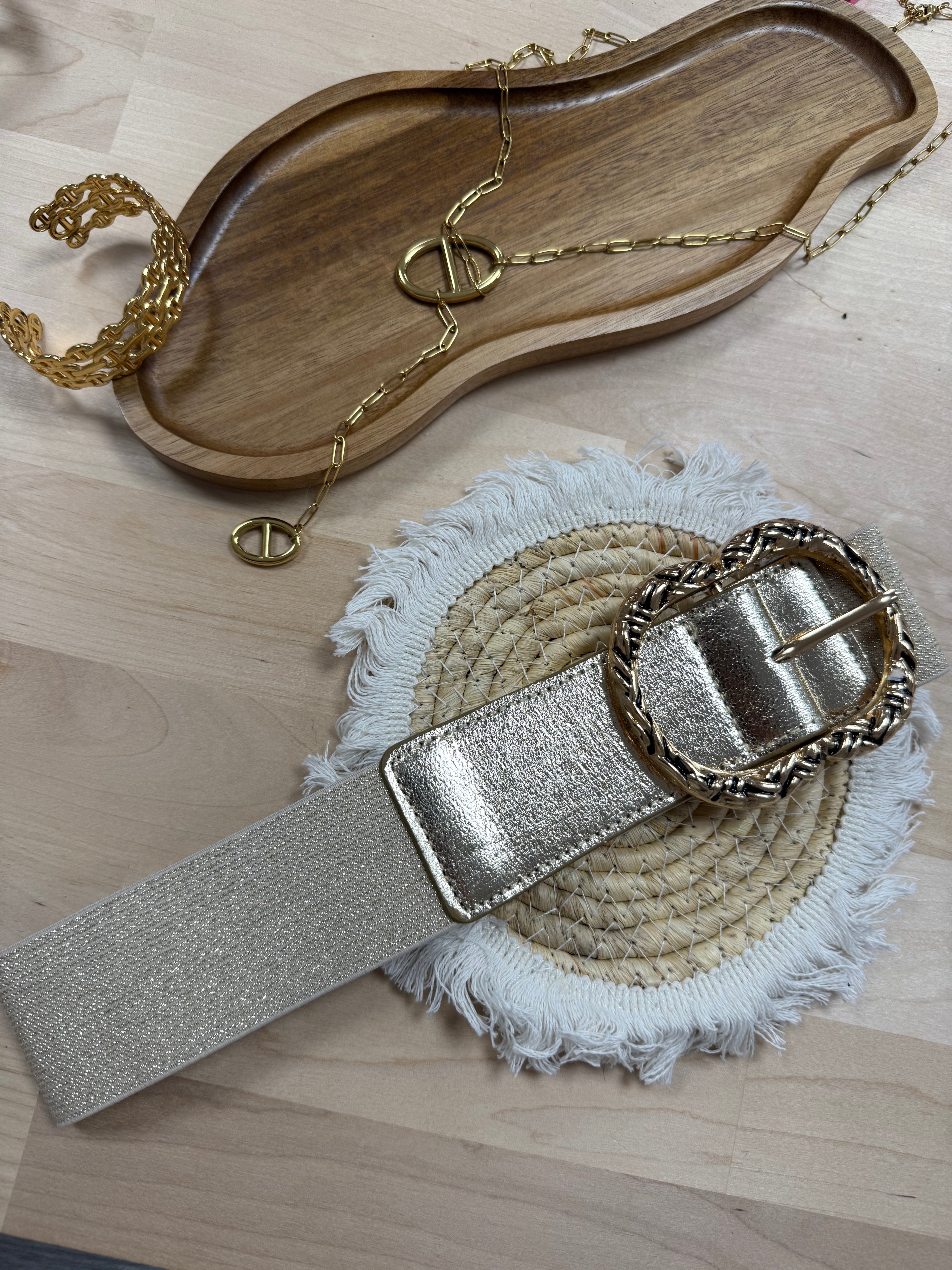 Large ceinture doré