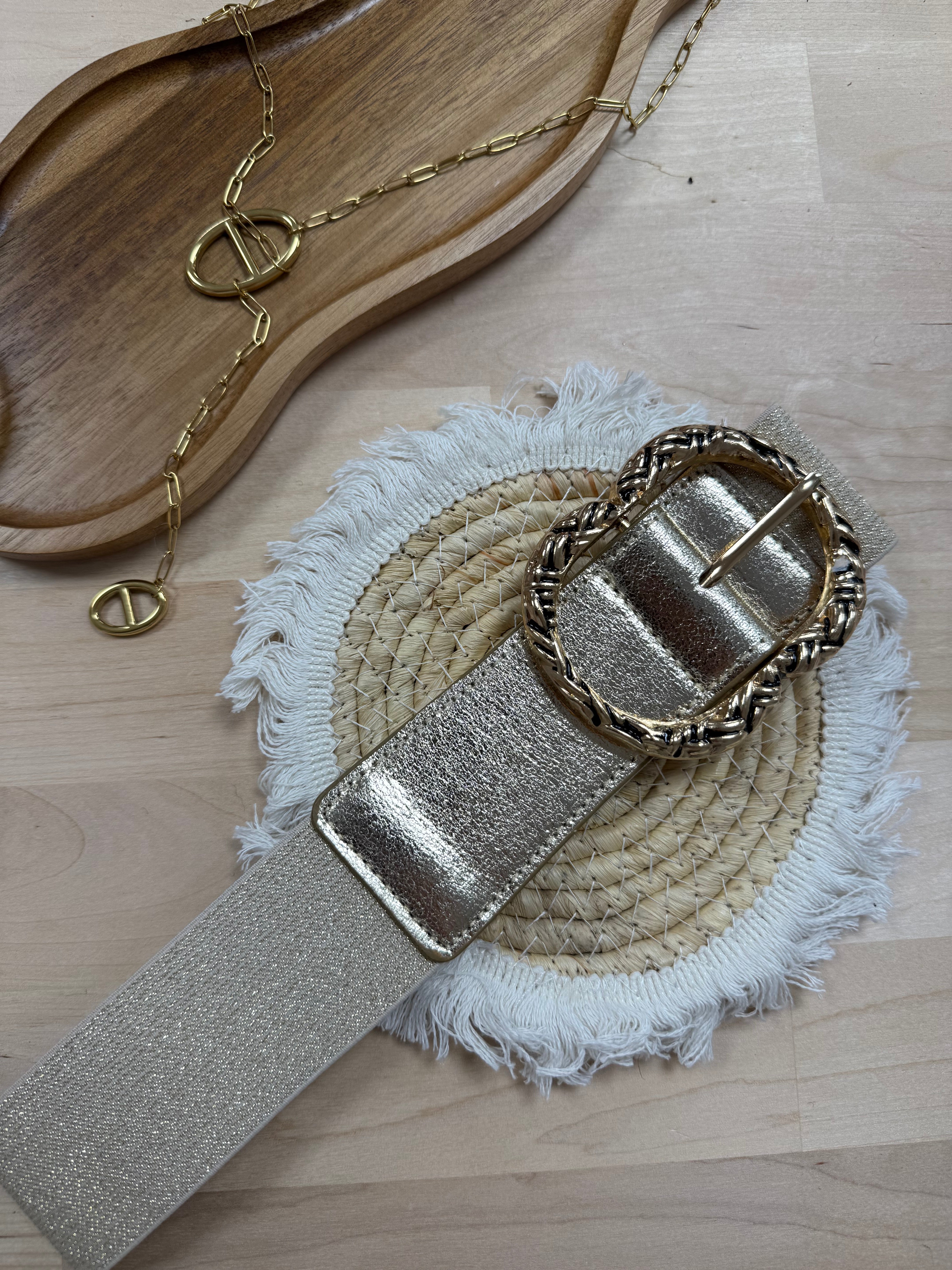 Large ceinture doré